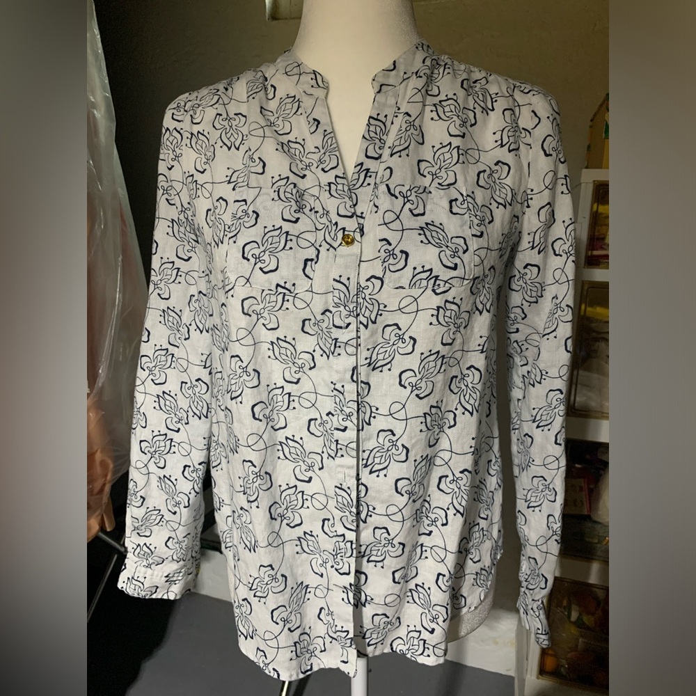 Charter Club Women’s linen printed top.
